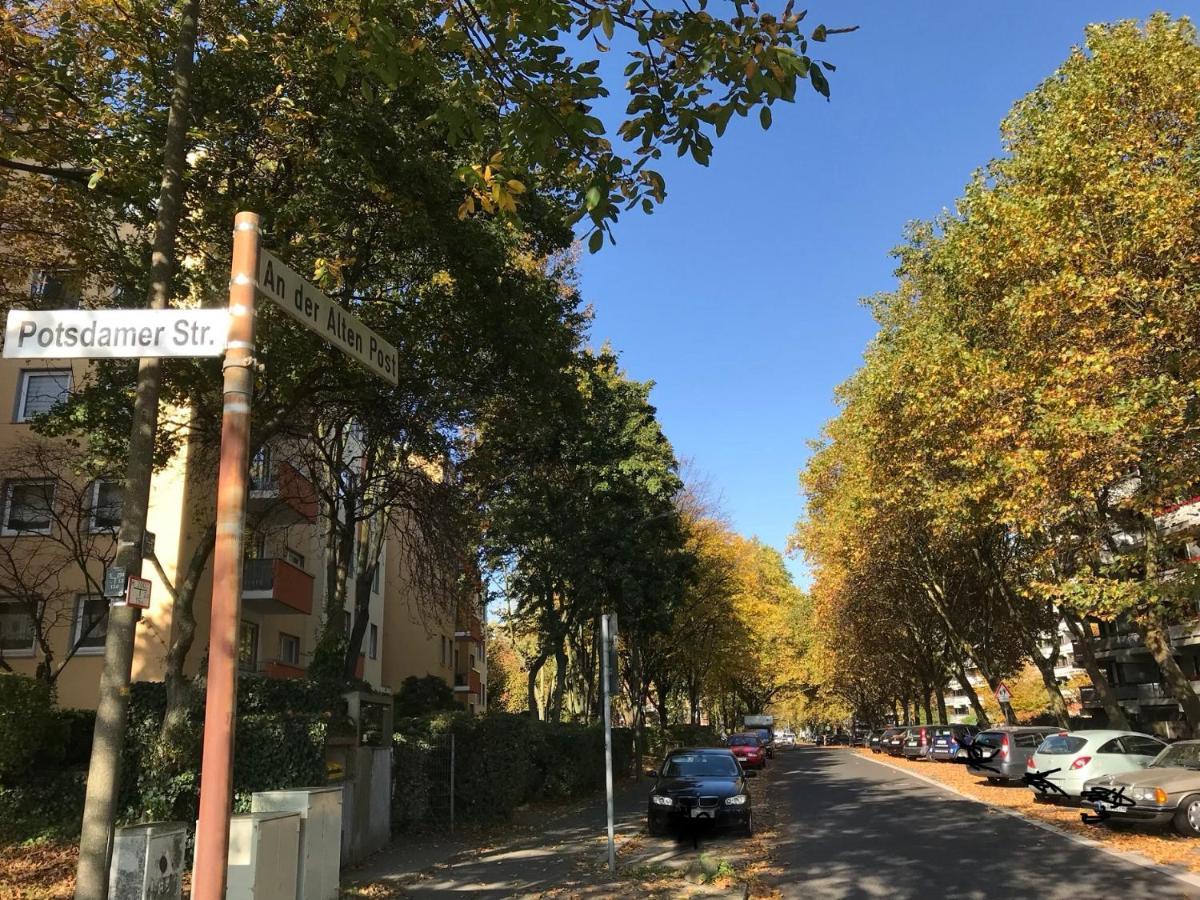 Messe Apartment Koeln West Экстерьер фото