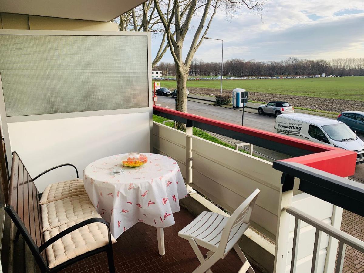 Messe Apartment Koeln West Экстерьер фото